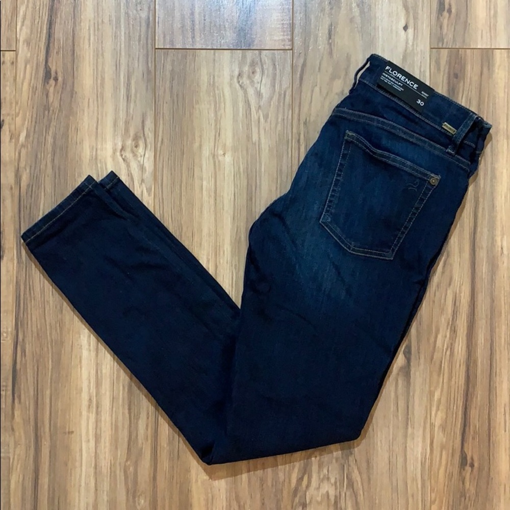 NWT Florence Instasculpt Skinny I’m Pulse